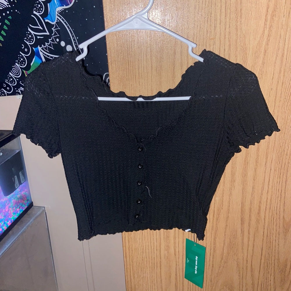 Juniors XS black cropped shirt never worn